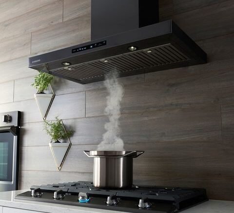 Samsung 30-in 600-CFM Ducted Fingerprint Resistant Black Stainless Steel Wall-Mounted Range Hood Lowes_com