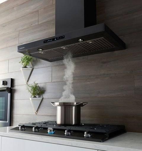 Samsung 30-in 600-CFM Ducted Fingerprint Resistant Black Stainless Steel Wall-Mounted Range Hood Lowes_com